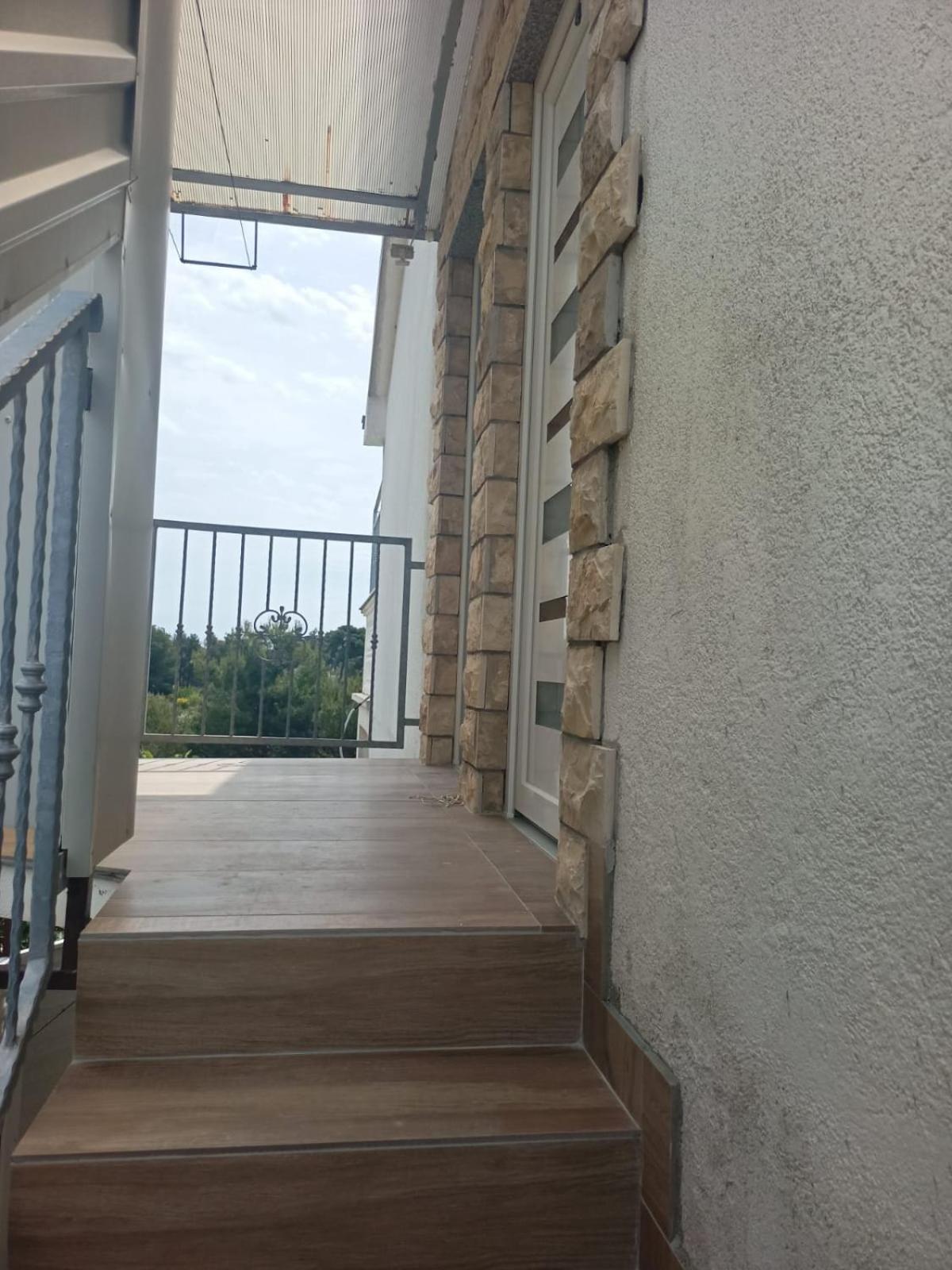 Tribalj Apartments Mali Mate מראה חיצוני תמונה